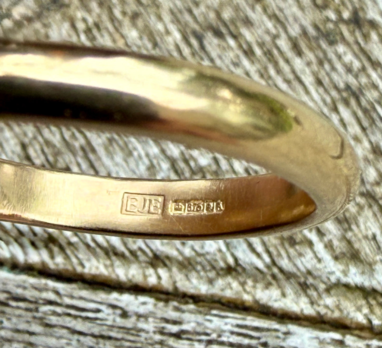 Gold Band