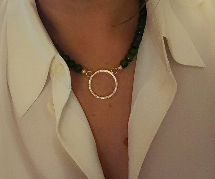 Nephrite necklace with Gold