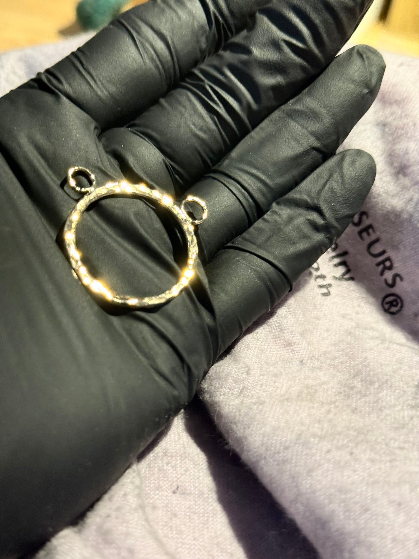 Nephrite necklace with Gold