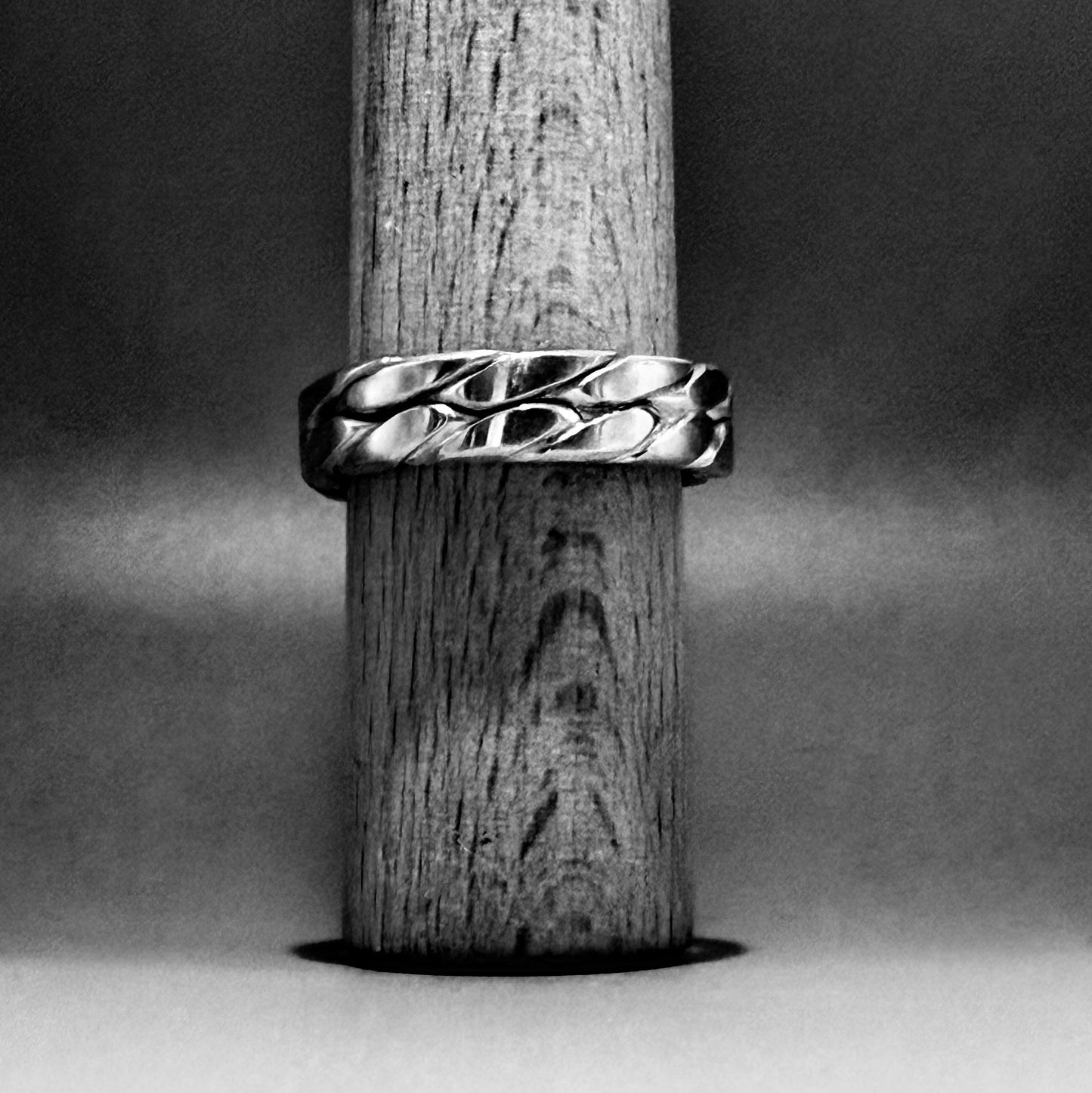 Men's Solid Silver braided Ring